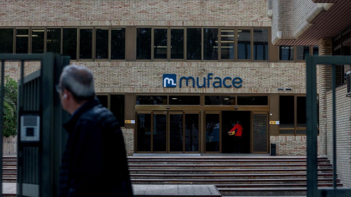 MUFACE CAMBIO MUTUA | Buenas noticias para los funcionarios de Muface: podrán cambiar de mutua varias veces al año