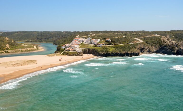 Costa Vicentina, el desconocido refugio que te espera en el Algarve portugués