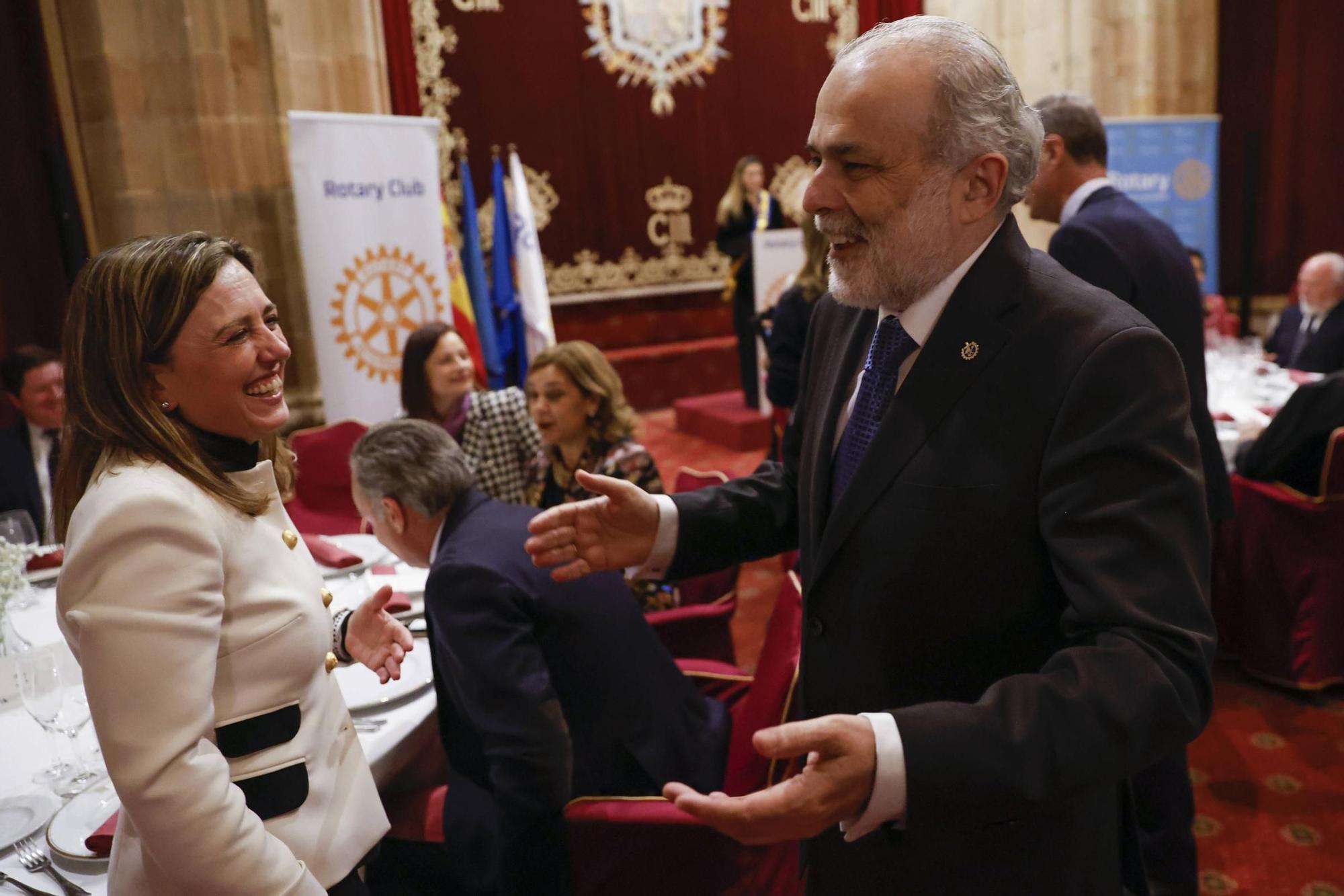 Entrega del premio "Mujer Trabajadora 2025" del Rotary Club Oviedo a Ángeles Rivero, directora general de LA NUEVA ESPAÑA, en imágenes