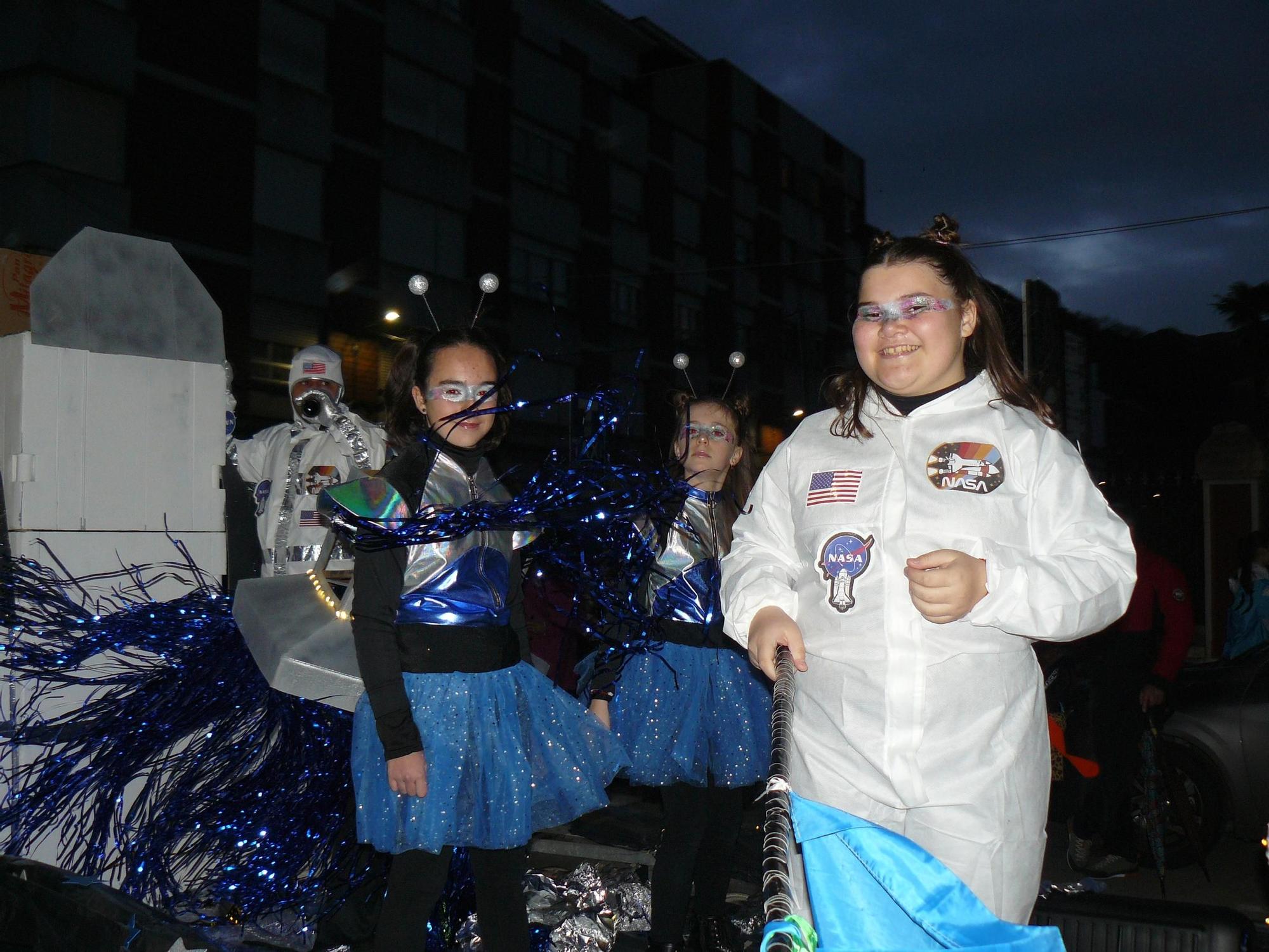 Arriondas se rinde a un Carnaval lleno de originalidad, fantasía y humor