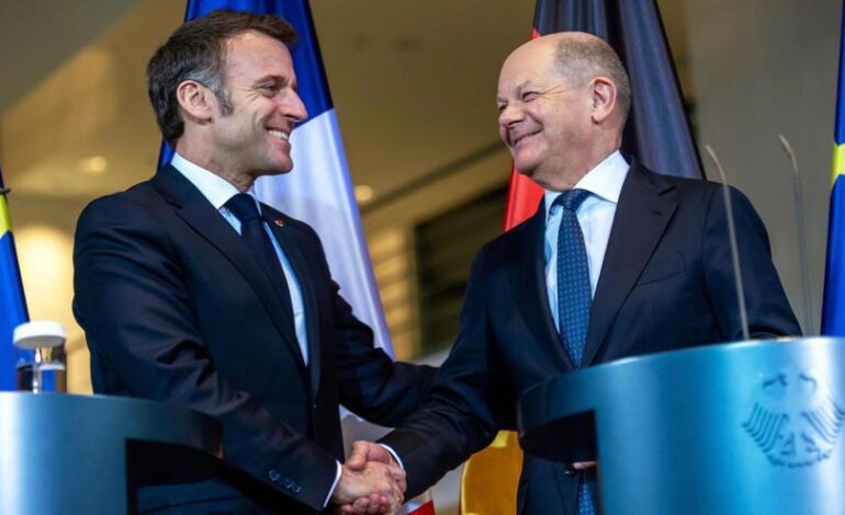 Macron y Scholz garantizan el mantenimiento del apoyo militar a Ucrania frente a la exigencia de Putin