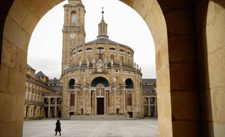 ¿Por qué la iglesia de la Laboral lleva cerrada desde 2020? Urgen al Principado su reapertura