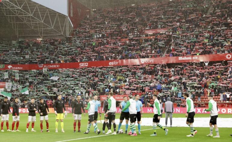 Más de seis mil hinchas del Racing de Santander piden entradas para El Molinón