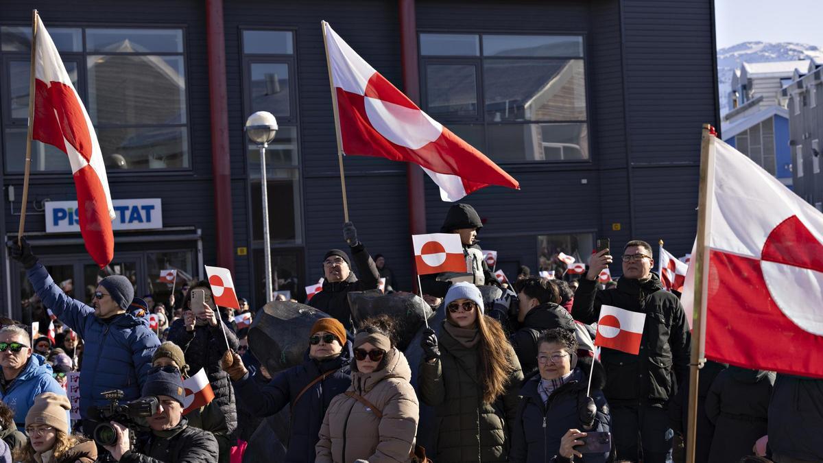 Groenlandia pide una condena internacional ante la visita de la esposa de Vance y emisarios de Trump