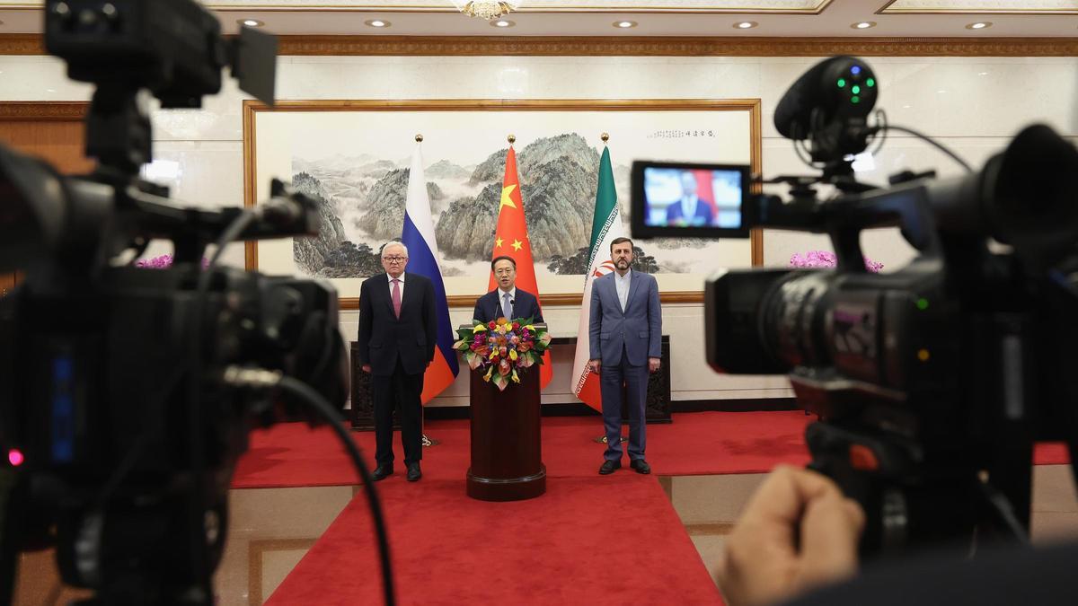 China y Rusia apoyan a Irán frente a las amenazas y sanciones de Trump