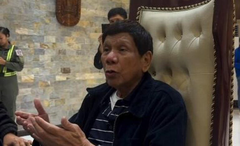 Duterte ingresa en un centro de detención en La Haya para ser juzgado por crímenes de lesa humanidad en Filipinas