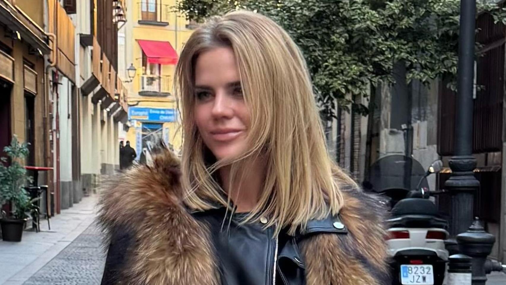 la blazer de Zara con la que Amelia Bono respalda esta afirmación