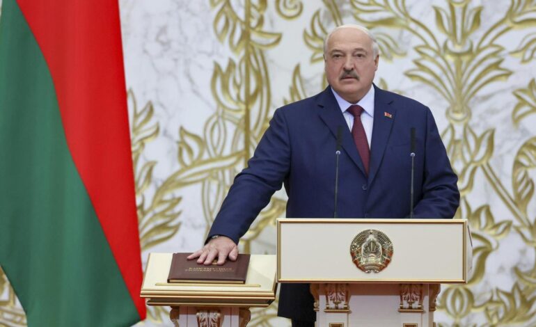 Lukashenko prorroga su tiranía y es investido presidente de Bielorrusia hasta 2030 tras la farsa electoral de enero