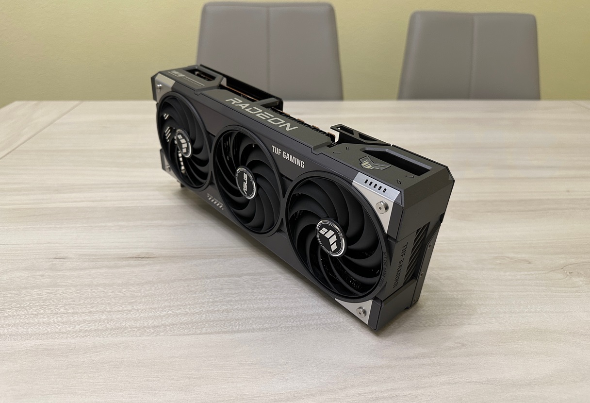 ASUS TUF Gaming Radeon RX 9070 XT OC