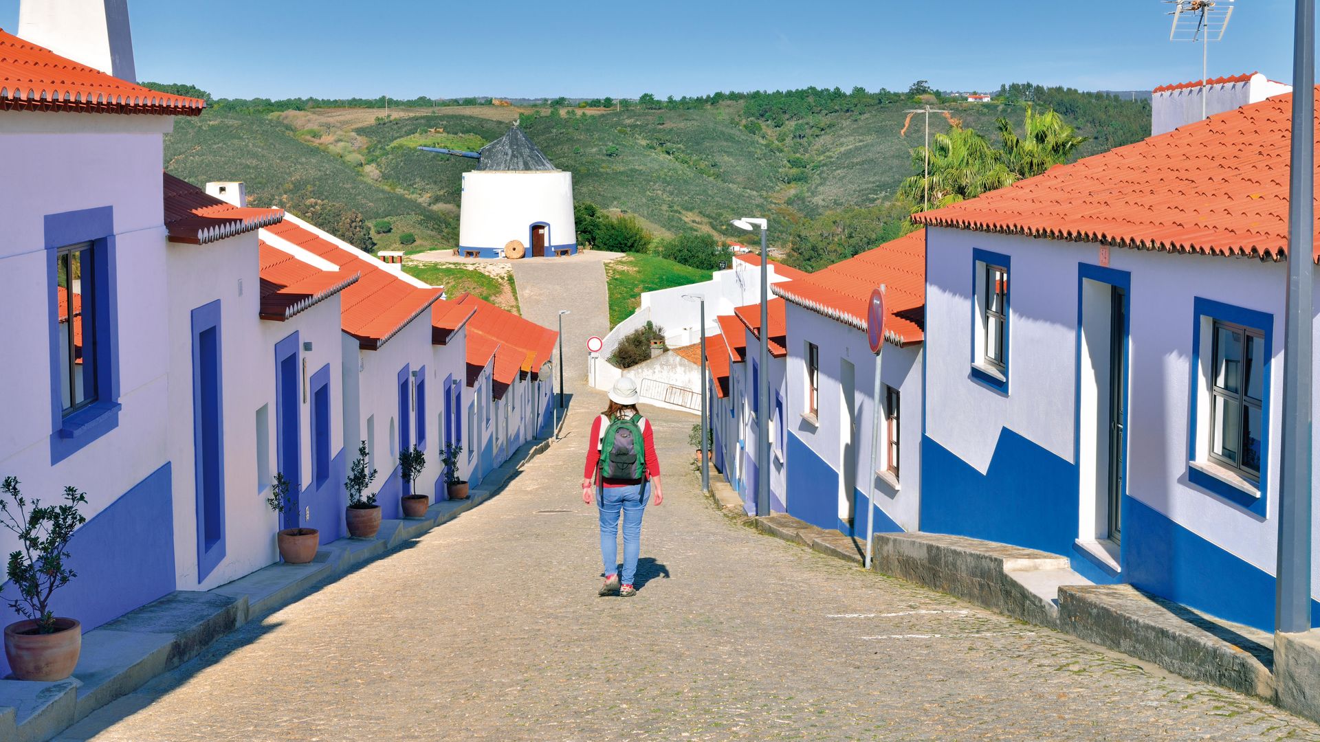 Casas tradicionales en Odeceixe, una hermosa villa en la costa de Vicentina, Portugal