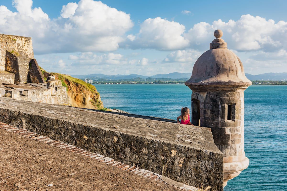 Dónde comer, beber o ‘chinchorrear’ en Puerto Rico | Guía El Viajero 2025