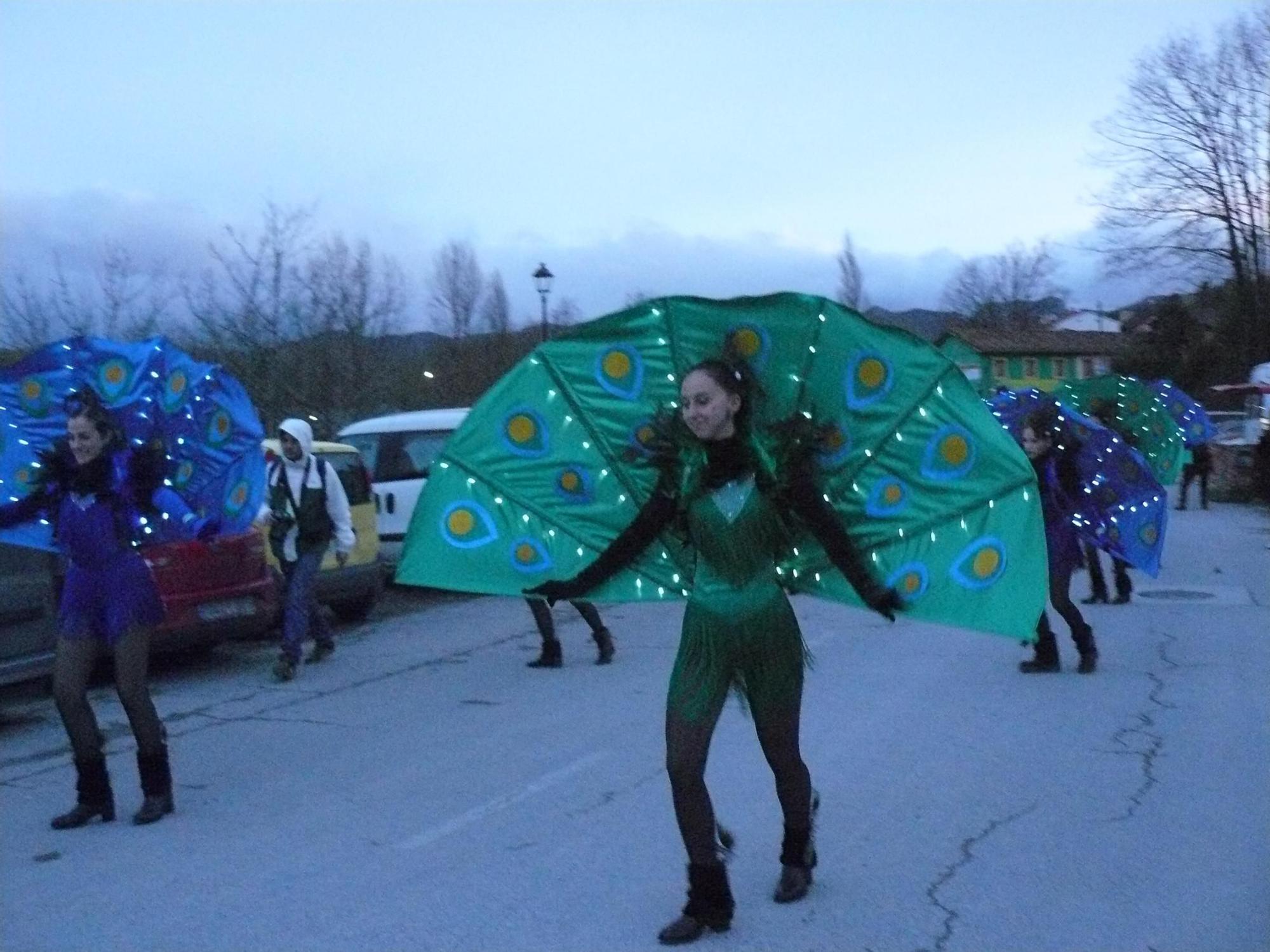 Arriondas se rinde a un Carnaval lleno de originalidad, fantasía y humor