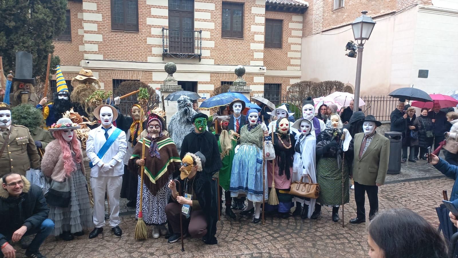 Las imágenes del Antroxu por Alcalá de Henares