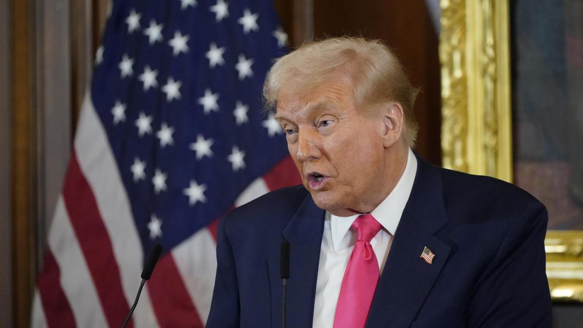 Trump lanza una aplicación móvil para que los migrantes irregulares notifiquen su salida de Estados Unidos