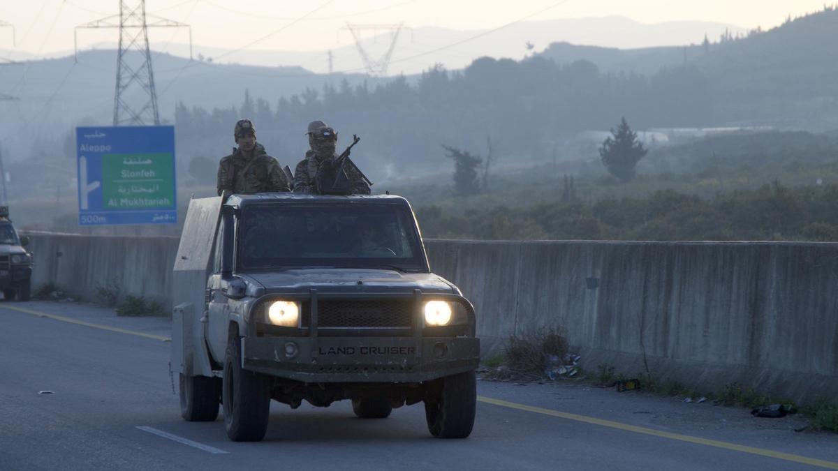 Suben a 1.018 los muertos, entre ellos 745 civiles, en los enfrentamientos en la costa de Siria