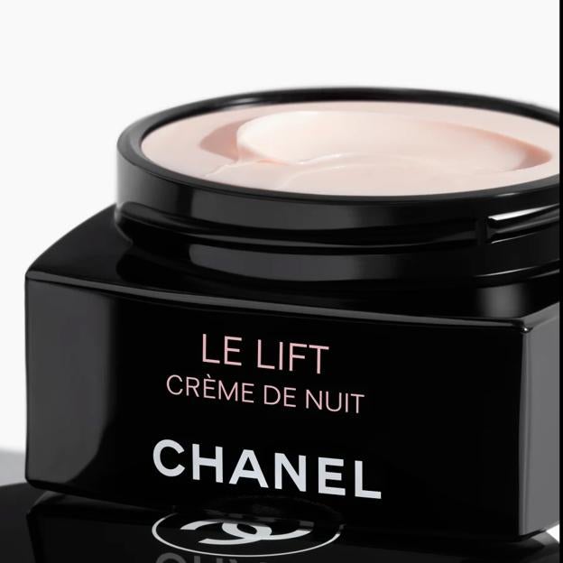 Crema de noche El levantamiento de Chanel.