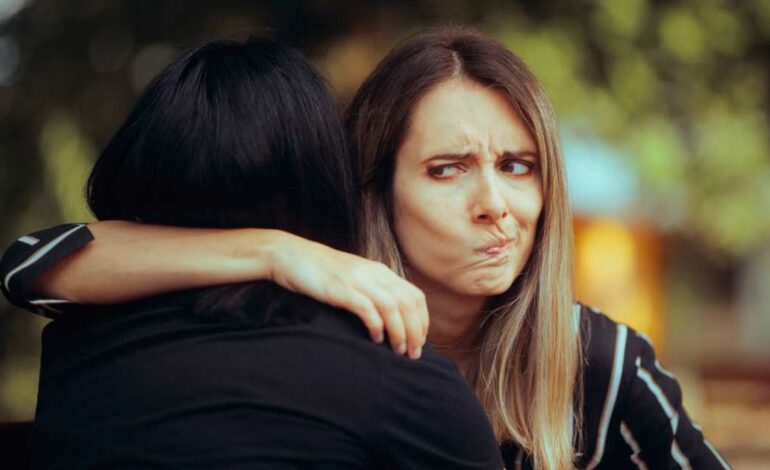 ¿Crees que tu amigo llega tarde para fastidiar, que tu jefe es mala persona o que suspendes porque te tienen manía?