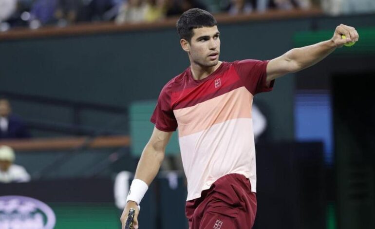 Alcaraz arrolla a Dimitrov y continúa su camino hacia el triplete en Indian Wells