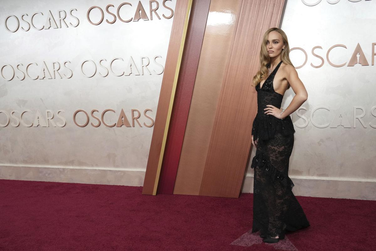 Lily-Rose Depp arrives at the Oscars on Sunday, March 2, 2025, at the Dolby Theatre in Los Angeles. (Photo by Jordan Strauss/Invision/AP) Associated Press/LaPresse. EDITORIAL USE ONLY/ONLY ITALY AND SPAIN