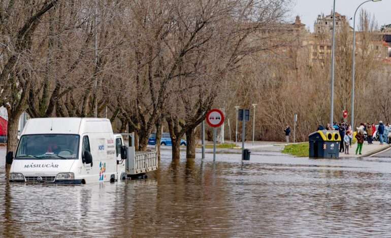 Estado de emergencia en Ávila ante la situación extrema por el desbordamiento del Adaja y el Chico