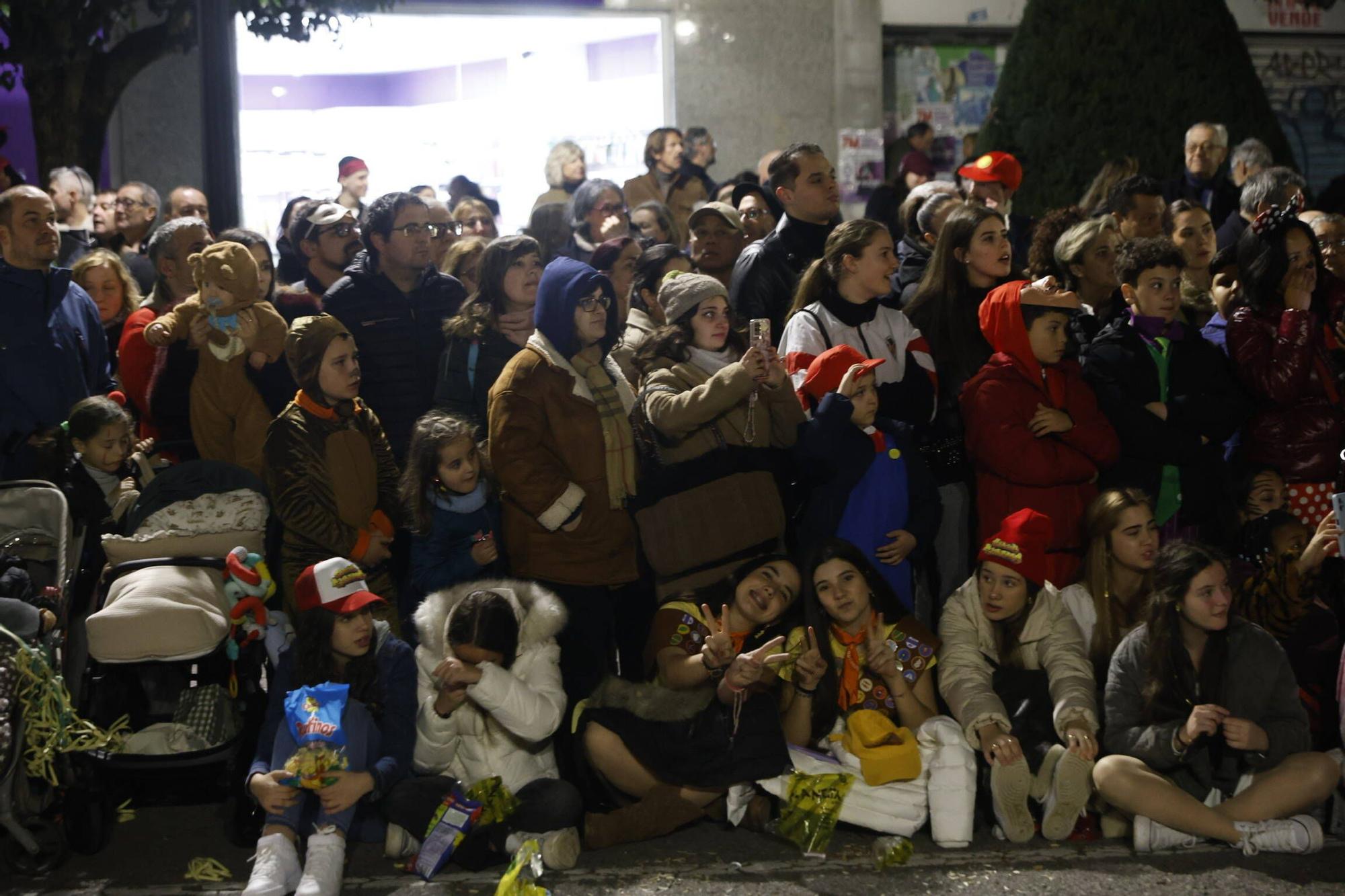 Así fue el multitudinario y espectacular desfile de Antroxu en Gijón (en imágenes)