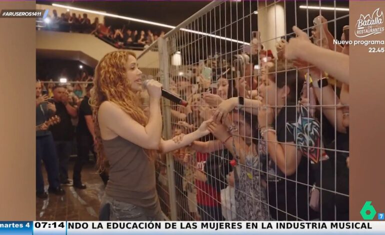 Rocío Cano, al ver a Shakira cantando tras las verjas de seguridad: «Parece un zoológico»