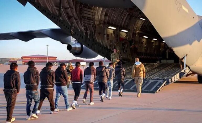 un avión con 131 «migrantes ilegales asiáticos» despega hacia Uzbekistán