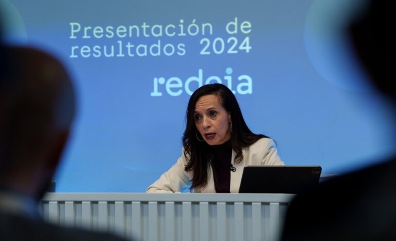 La presidenta de Red Eléctrica desvincula el apagón masivo de las renovables y descarta dimitir