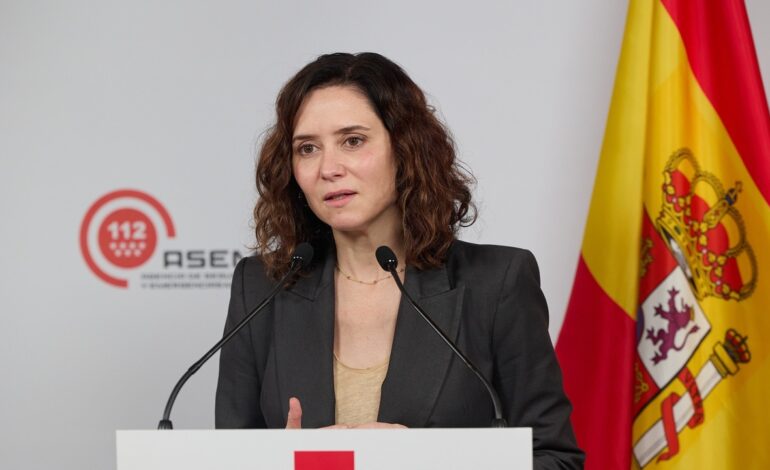 Ayuso fuerza un nuevo choque con el Gobierno central negándose a solicitar la rebaja de la emergencia tras el apagón