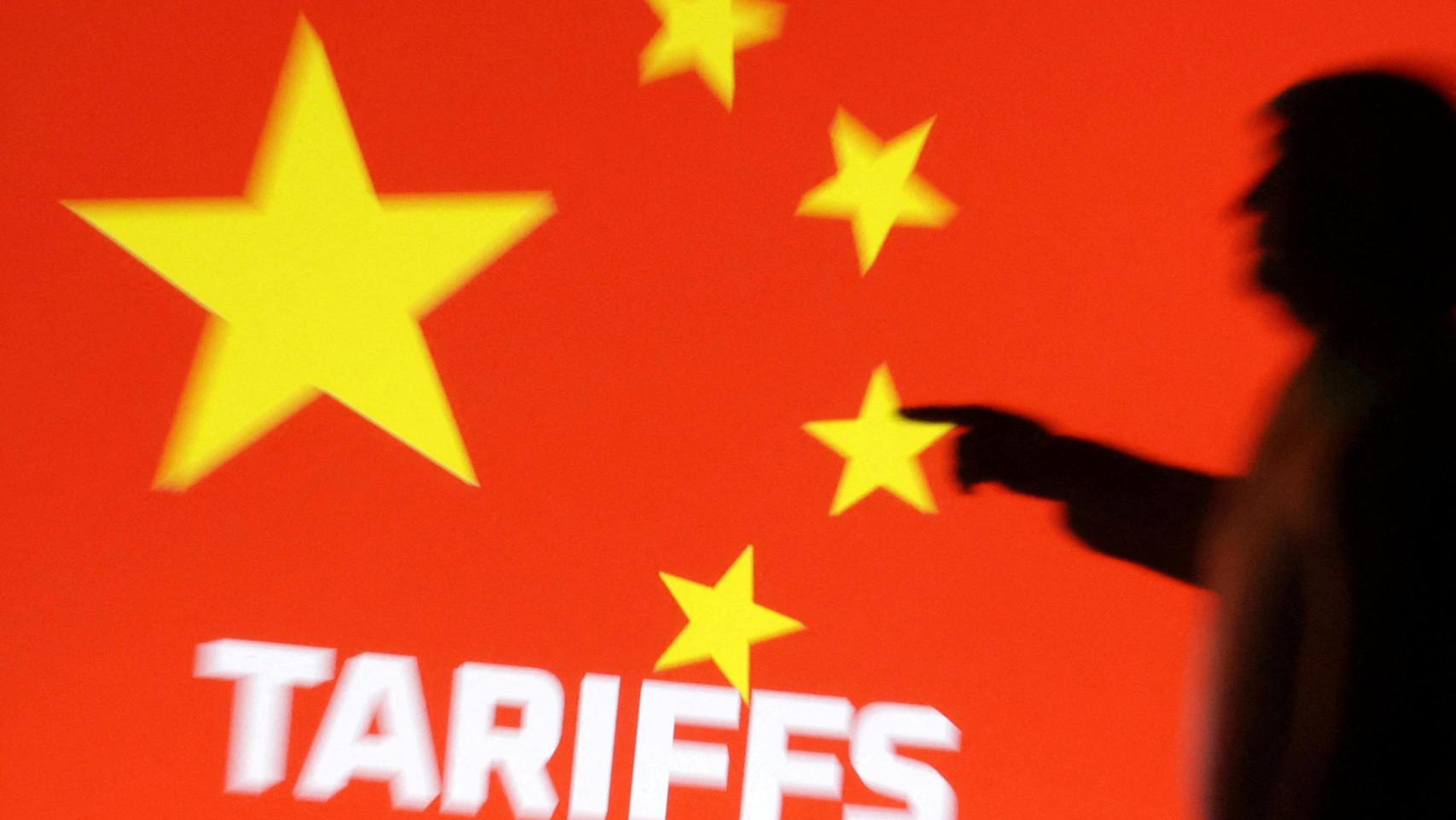 China afirma que está «evaluando» iniciar negociaciones comerciales con EEUU para aliviar los aranceles