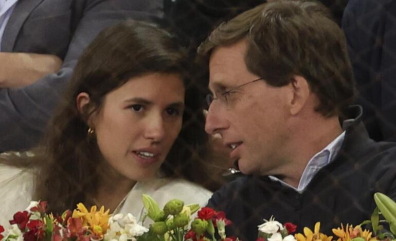 Imágenes del día: Teresa Urquijo, la mujer de José Luis Martínez-Almeida, presume de su avanzado embarazo en el Mutua Madrid Open