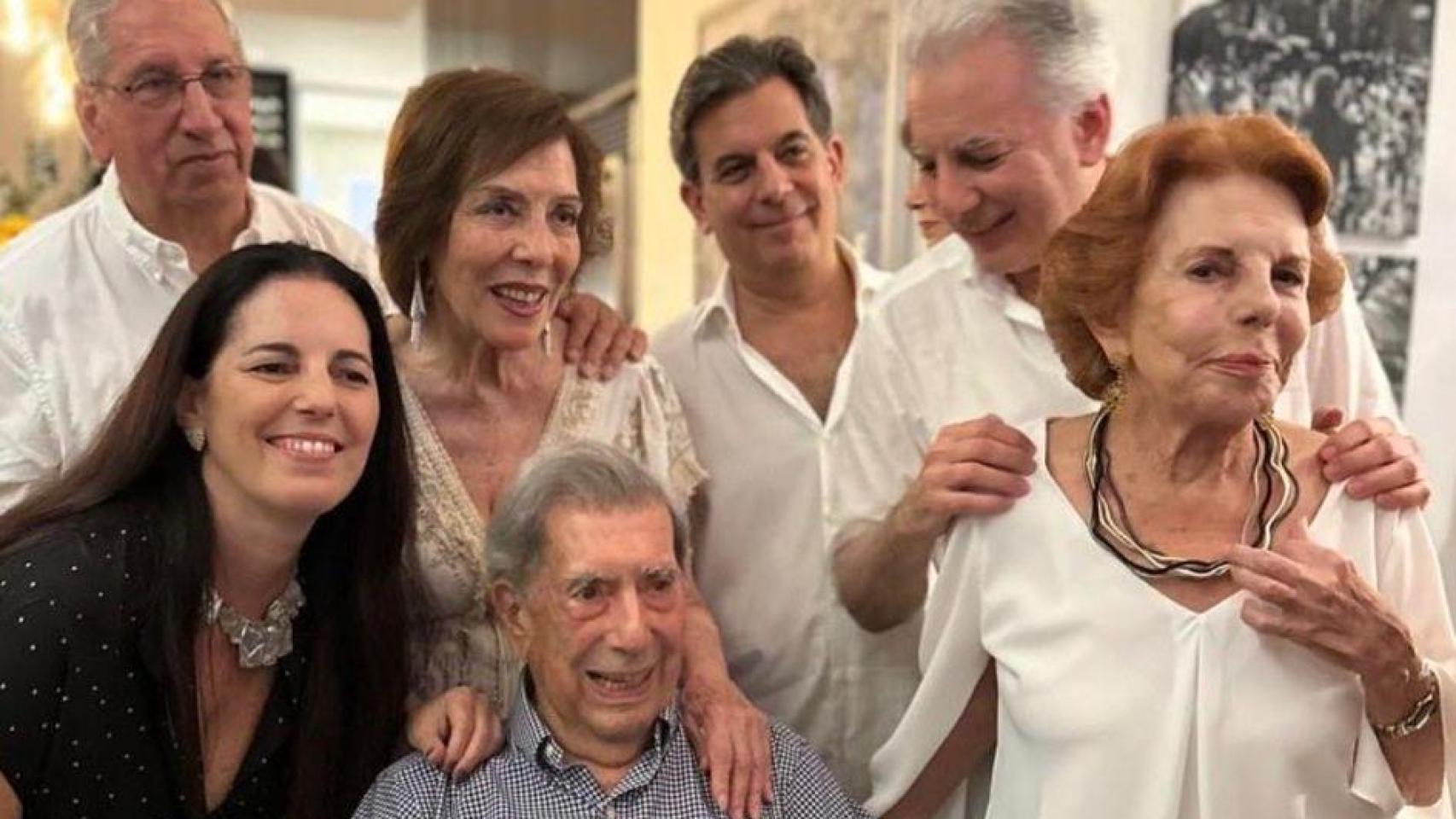 Álvaro, hijo de Mario Vargas Llosa, desvela las causas de la muerte de su padre y cómo pasó los últimos días de vida