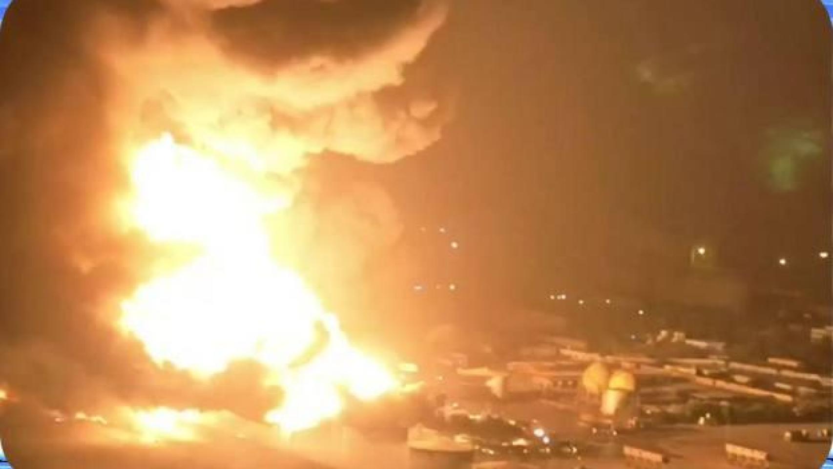 Israel y EEUU bombardean objetivos hutíes en Yemen en respuesta al misil que impactó en el aeropuerto de Tel Aviv