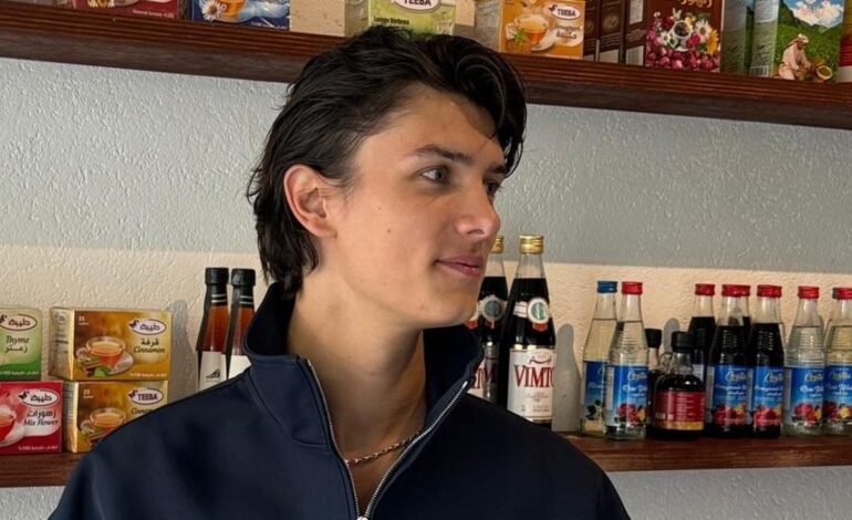 ¿Quieres vestir como un ‘royal’? Descubrimos todos los detalles del estilismo ‘Gen Z’ que ha lucido Nicolás de Dinamarca