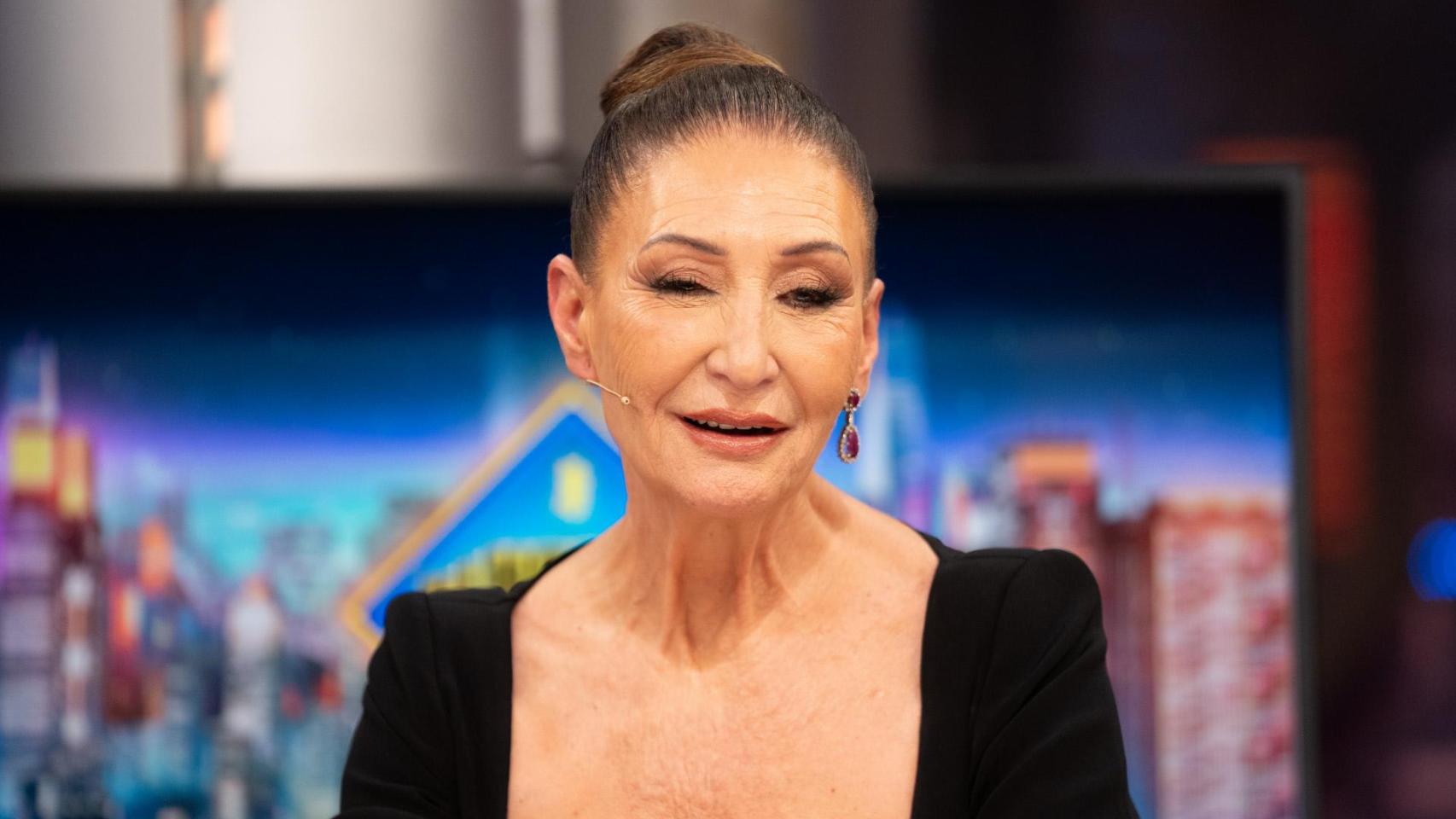 Victoria Martín, la madre de Vicky Martín Berrocal, revela por sorpresa a sus hijas que tiene una hermana y un sobrino