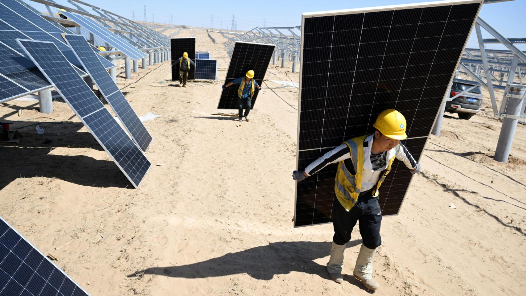 Aumenta la alerta energética en EEUU tras detectar ‘troyanos’ dentro de algunas placas solares importadas de China