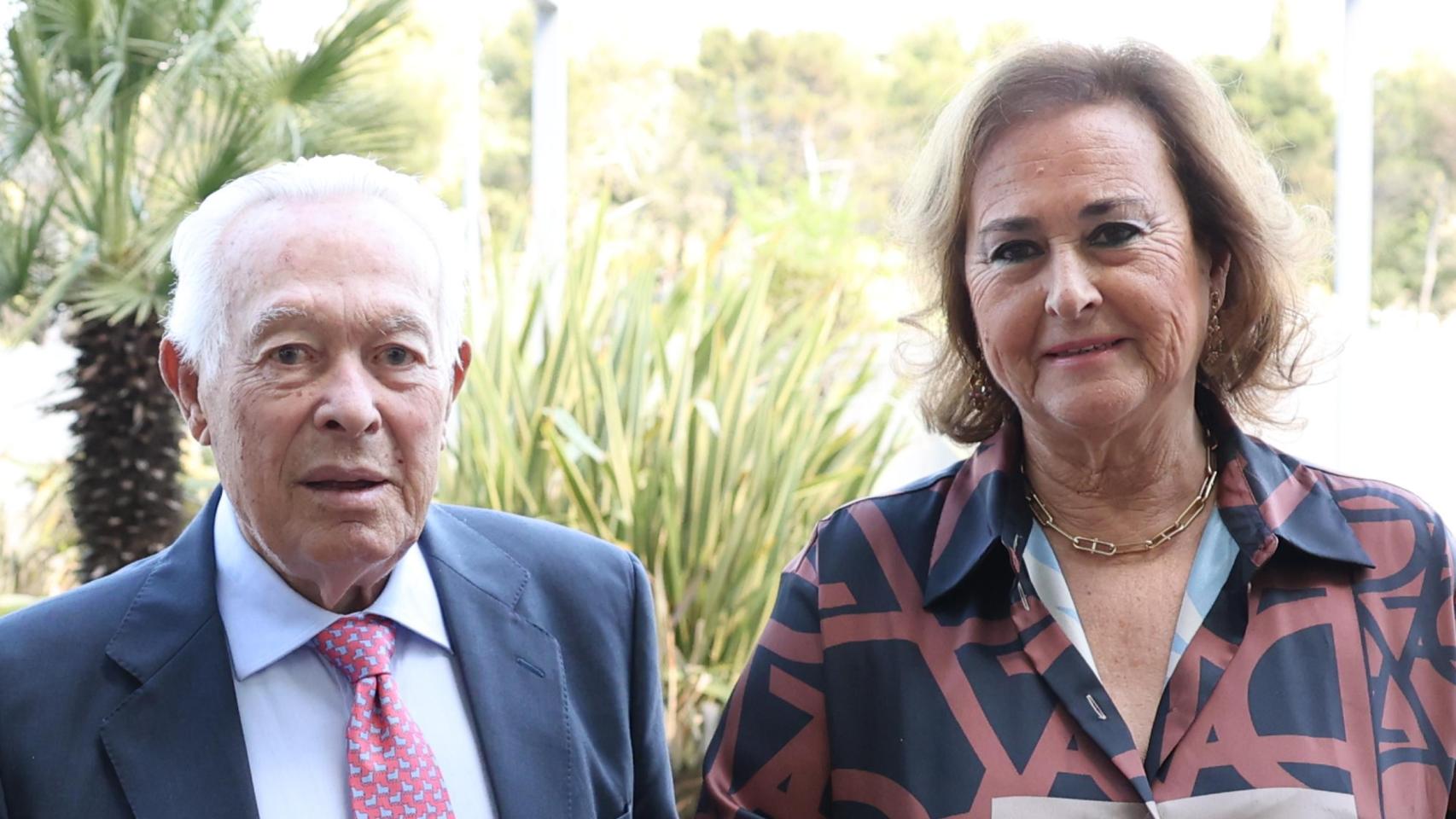 La glotis la tiene débil y se atraganta
