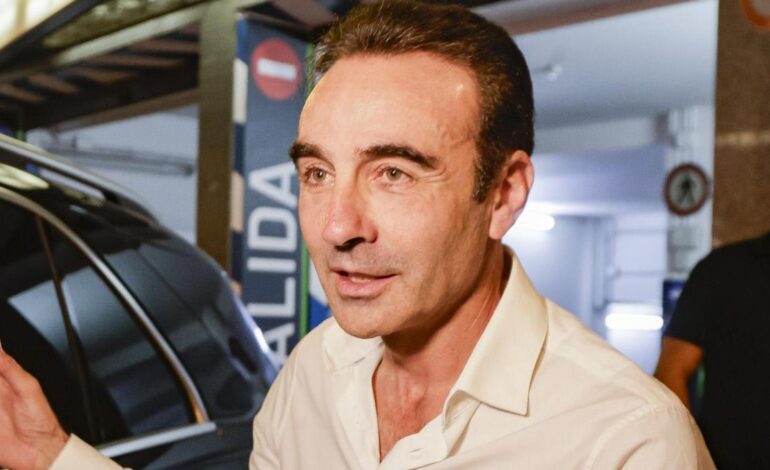 Imágenes del día: los nervios de Enrique Ponce cuando le preguntan por Ana Soria durante su reencuentro con su hija Bianca