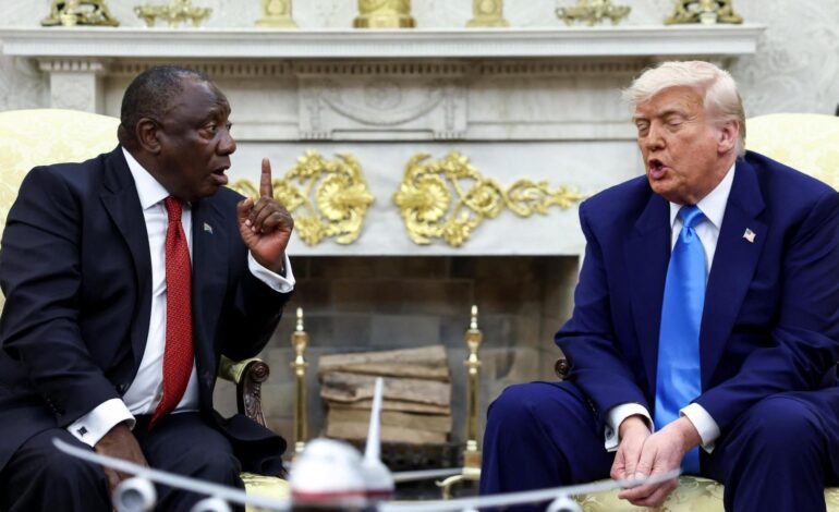 Trump insiste ante Rampahosa en la teoría del ‘genocidio blanco’ en Sudáfrica