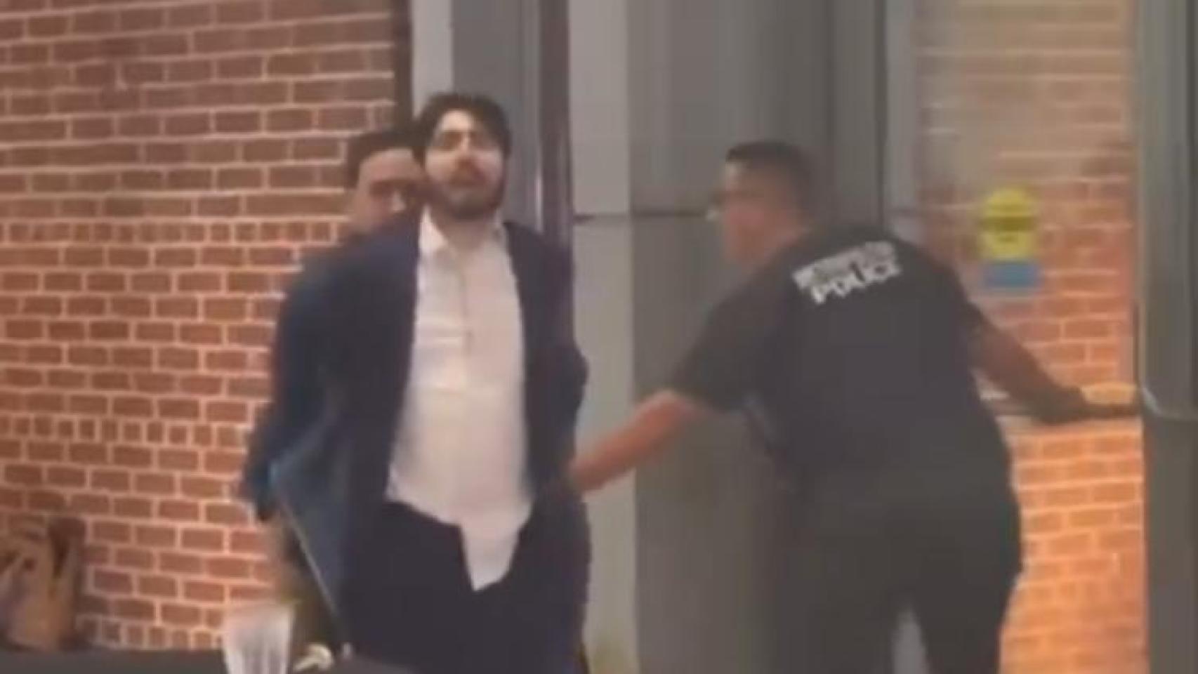 Un hombre asesina a tiros a dos empleados de la Embajada de Israel en Washington y grita «¡Palestina libre!» al ser detenido