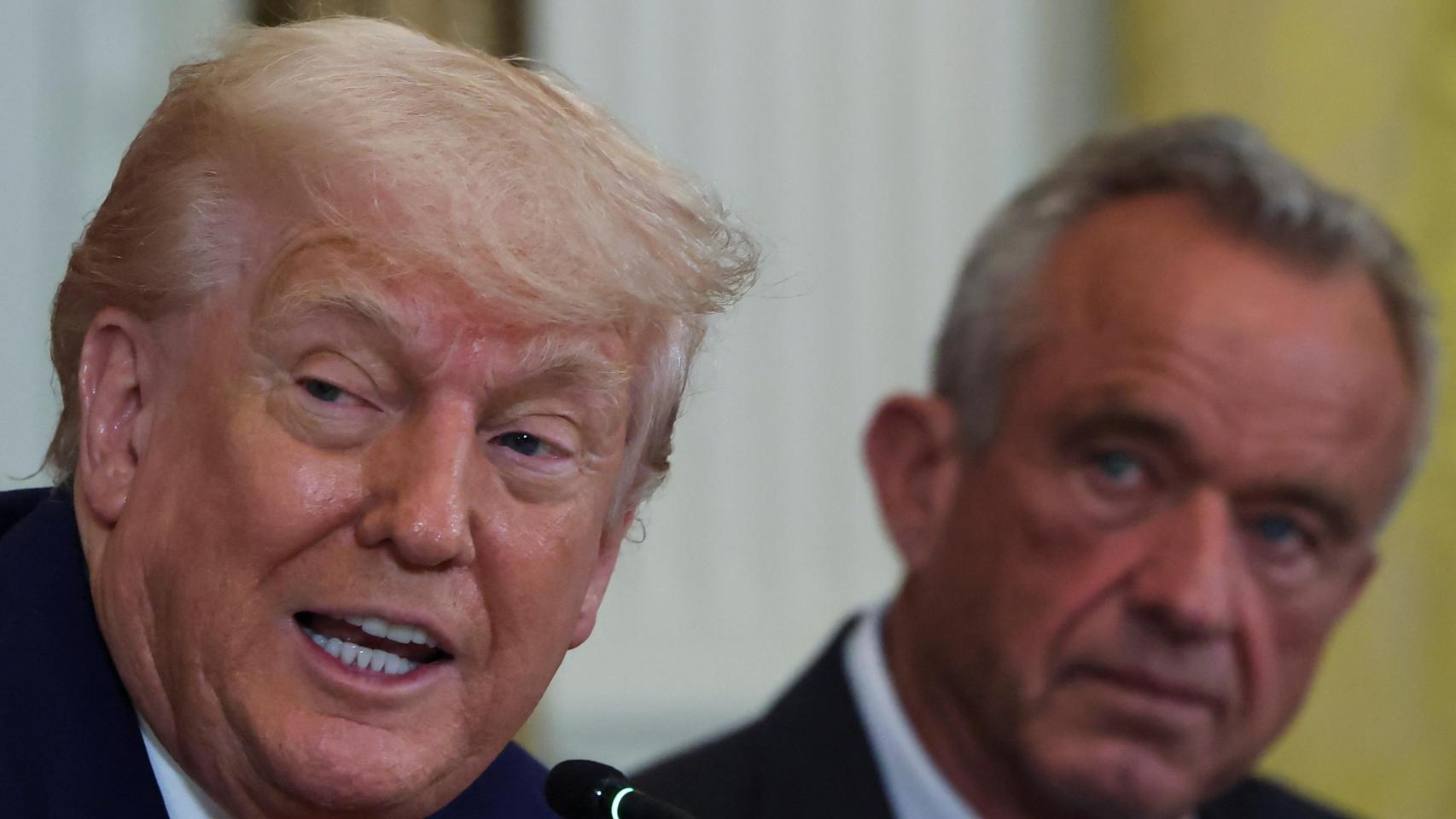 Trump se abona a las teorías conspiranoicas y dice que el aumento del autismo se debe a «algo inducido artificialmente»