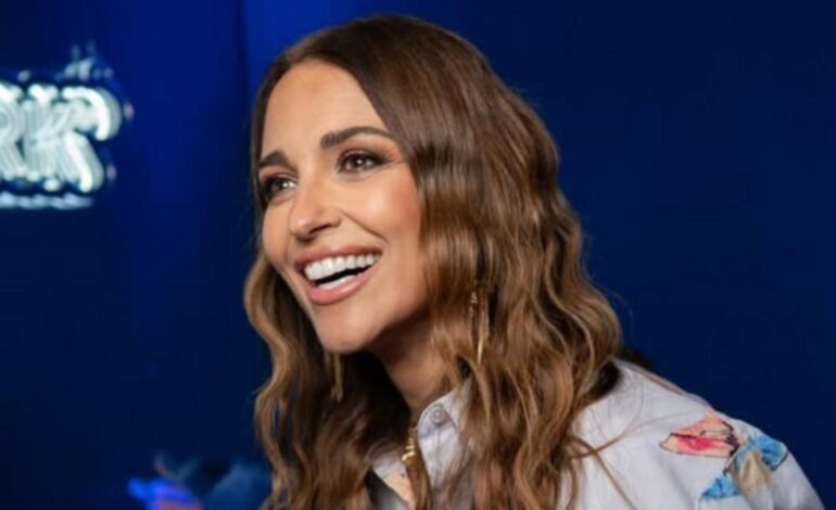 Este conjunto de Paula Echevarría es el que todas las expertas de moda quieren en su armario esta temporada