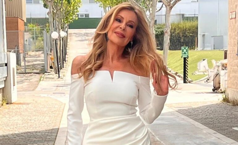 su vestido minimalista y elegante que arrasa en redes