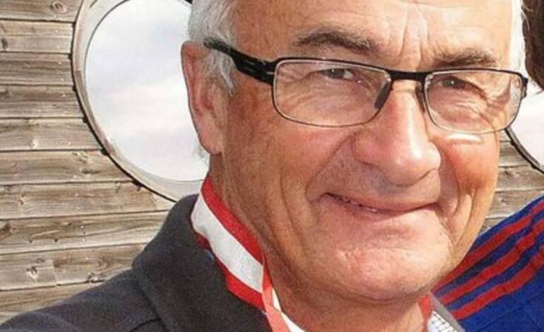 La Fiscalía pide 20 años de cárcel para Scouarnec, el cirujano francés que abusó de casi 300 menores en 30 años