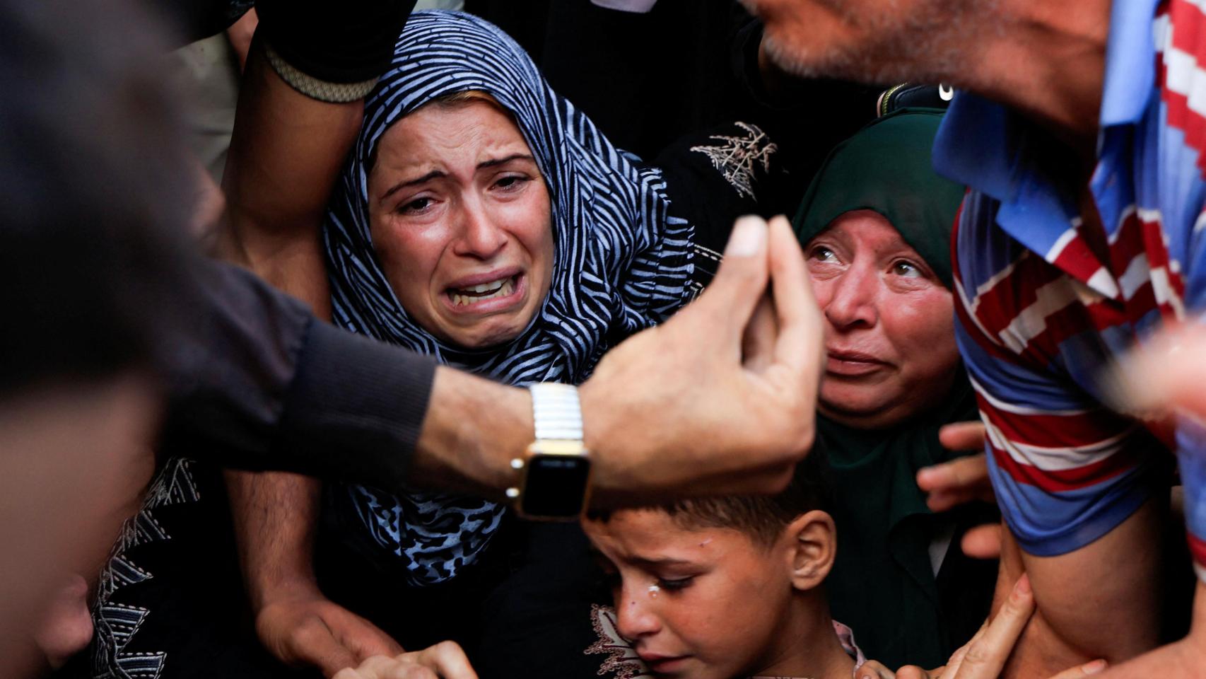 Israel investiga el uso de prisioneros palestinos como escudos humanos por las FDI en Gaza: «Está prohibido»