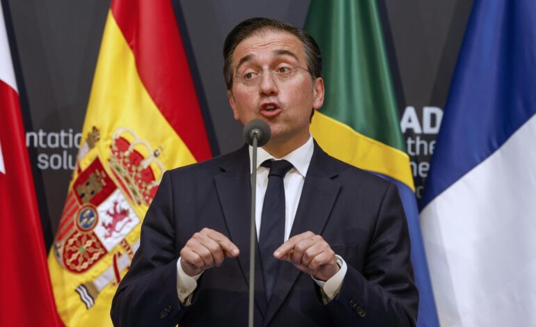 Albares defiende un embargo de armas a Israel y sanciones a quienes obstaculizan la solución de los dos Estados