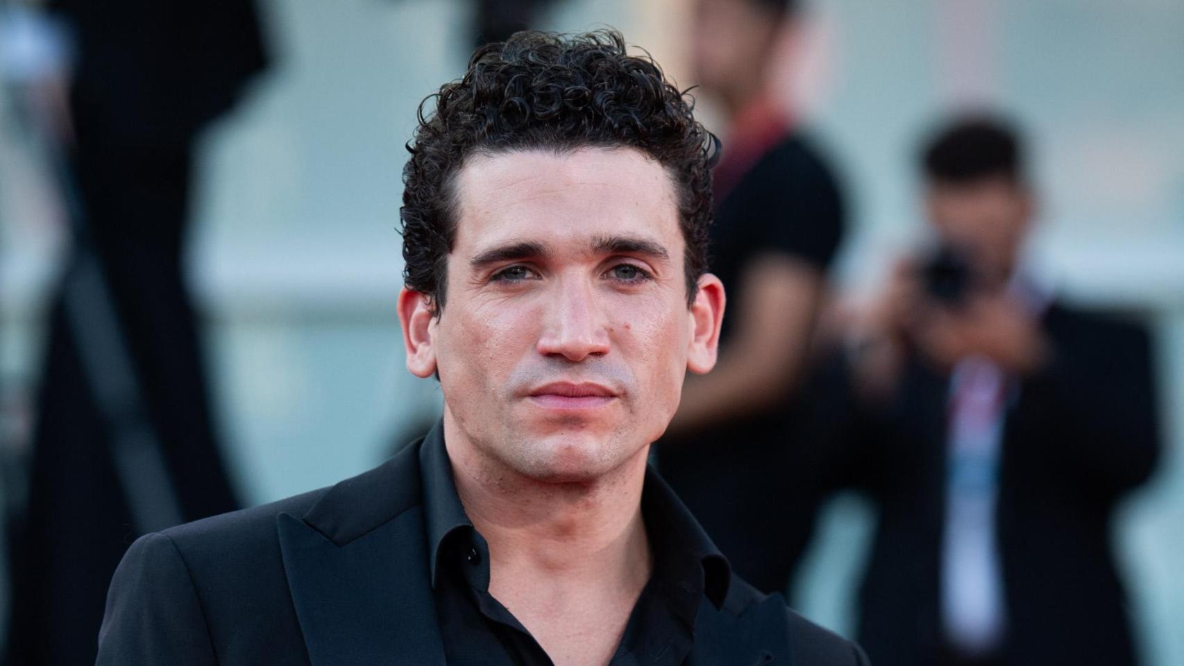 Jaime Lorente anuncia su boda con Marta Goenaga tras cinco años de relación y dos hijos en común: los detalles del enlace