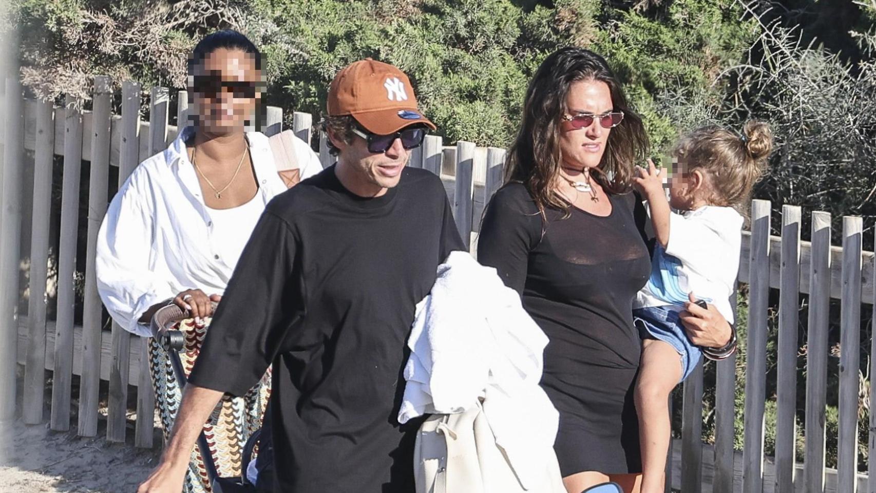 el plan de playa con sus hijas tras ser padres por segunda vez