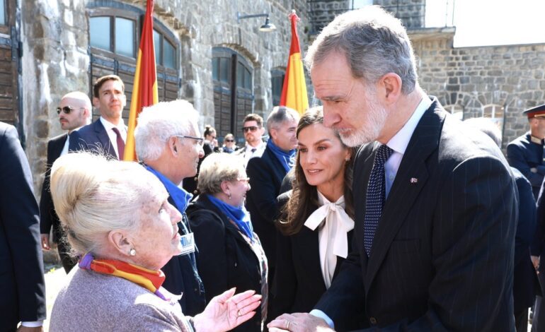 Los Reyes Felipe y Letizia homenajean a las víctimas españolas de Mauthausen en el 80 aniversario de su liberación