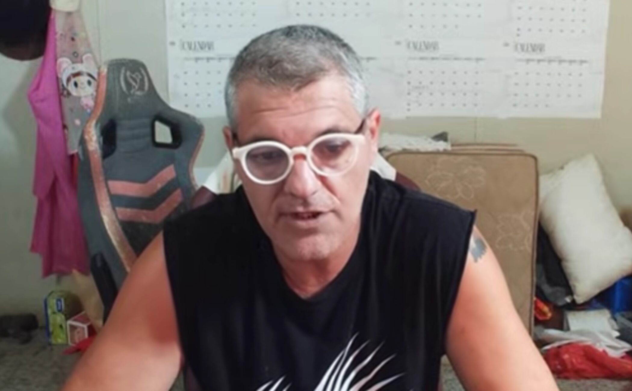 Frank Cuesta: «No tengo cáncer. Nunca he rescatado animales y ha sido todo parte un show»